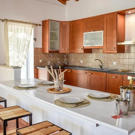 Villa Shemesh