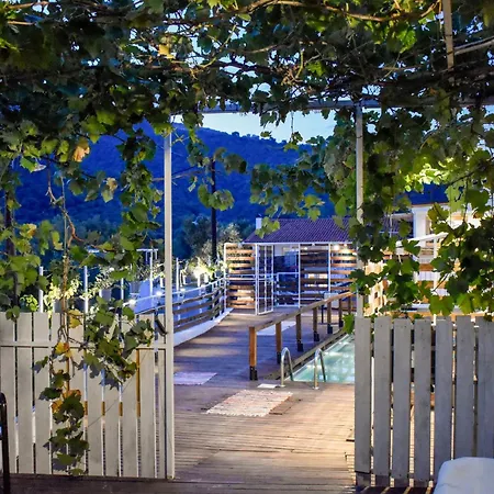 Shemesh Villa